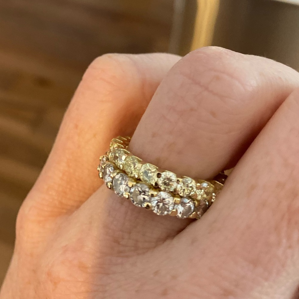 3 Carat Yellow diamond eternity band - Picture 5 of 11